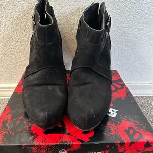 Stylish Black Women's Ankle Boots